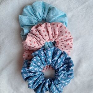 Floral Scrunchie Set